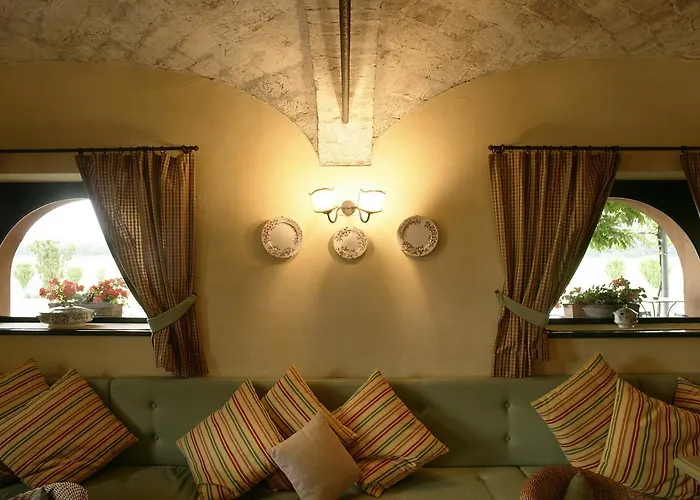 Le Colombaie B&B 부세토