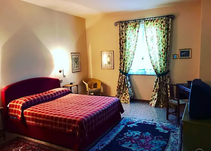 Le Colombaie B&B 부세토